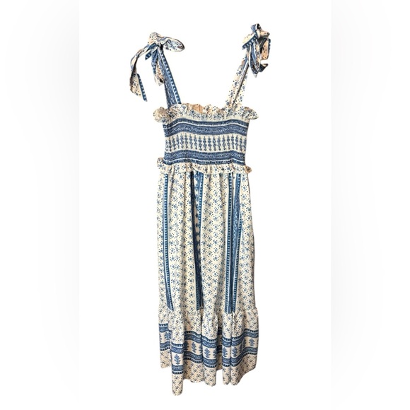 Sunday Up Blue & White CottageCore Smocked Maxi Dress Size Medium - Picture 7 of 9